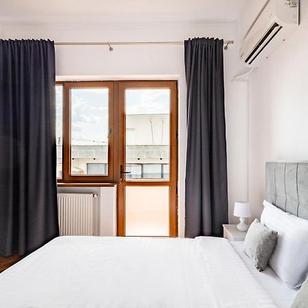 Downtown Victoria Apartments By Citybookings Bukurešť Exteriér fotografie
