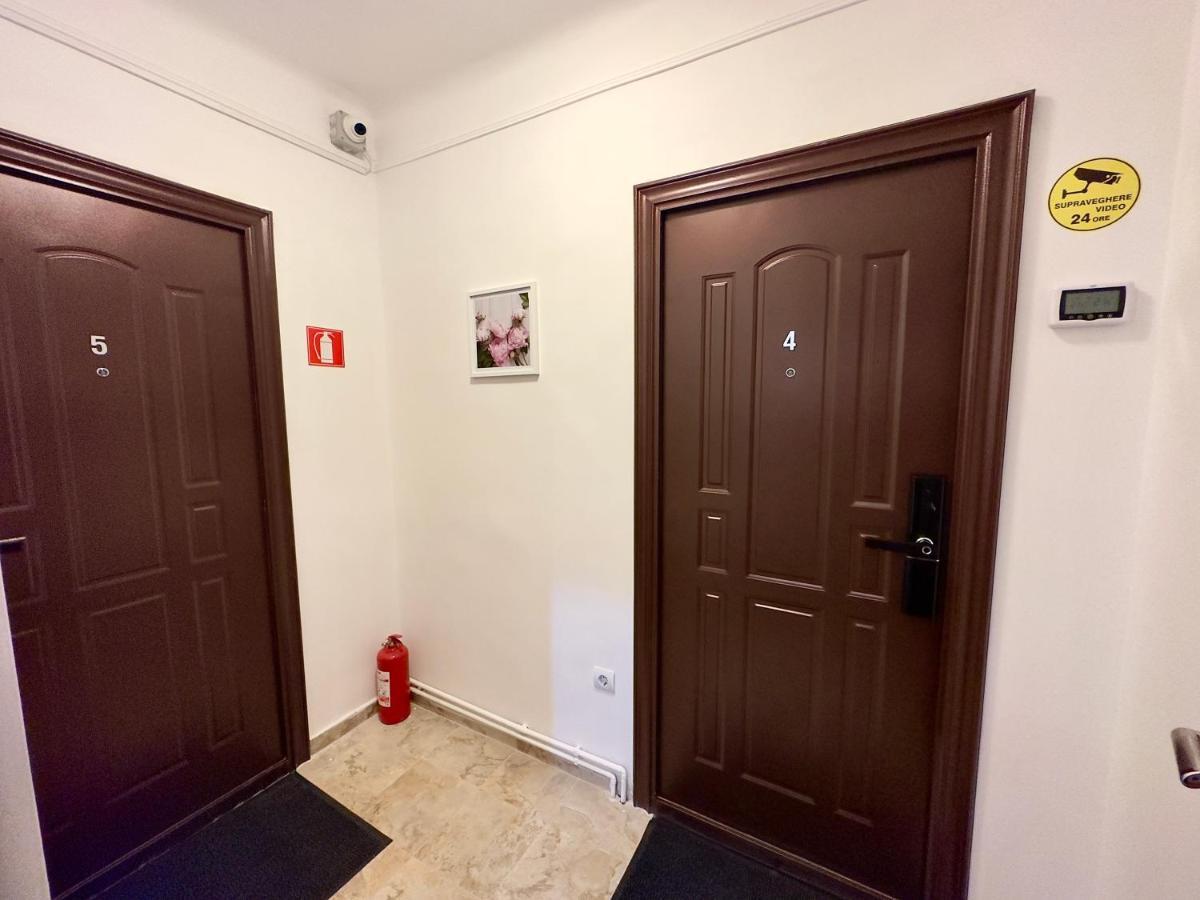 Downtown Victoria Apartments By Citybookings Bukurešť Pokoj fotografie